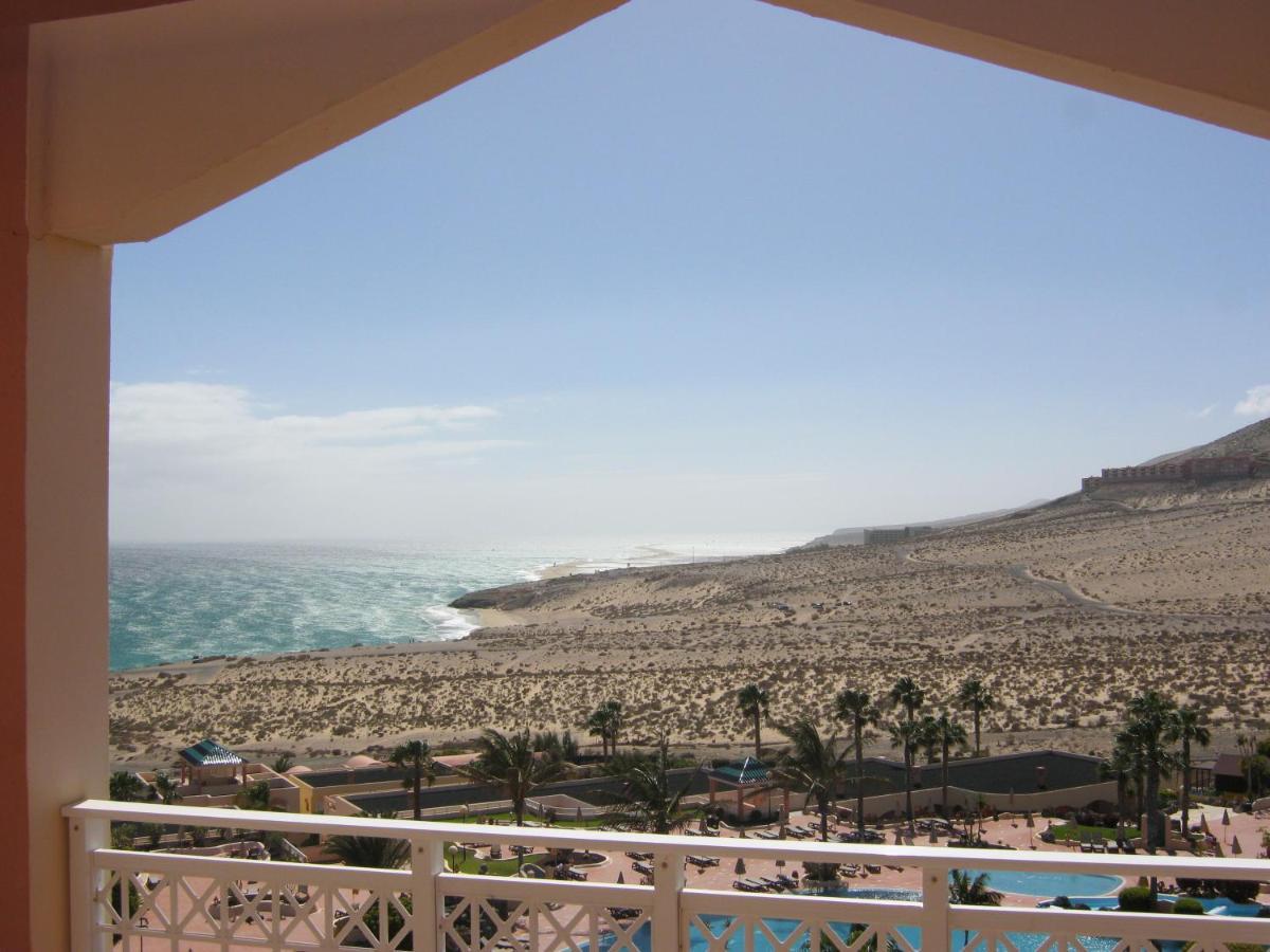 H10森迪多埃斯梅拉达海滩酒店-仅限成人 科斯塔卡玛 外观 照片